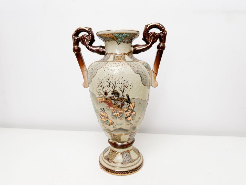 chinesische handgemachte Vase Vintage in Köln