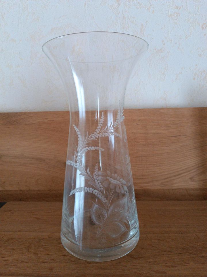 Vase aus Glas in Adelsheim