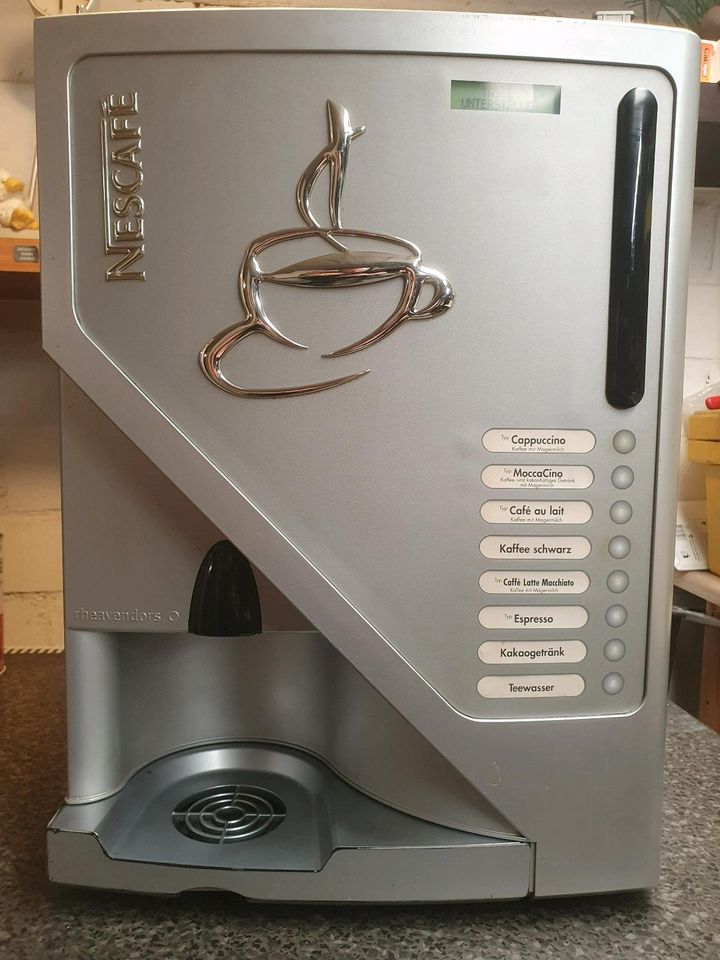 Silberne Nescafe Angelo Gastronomie Maschine in einem Top Zustand in Essen