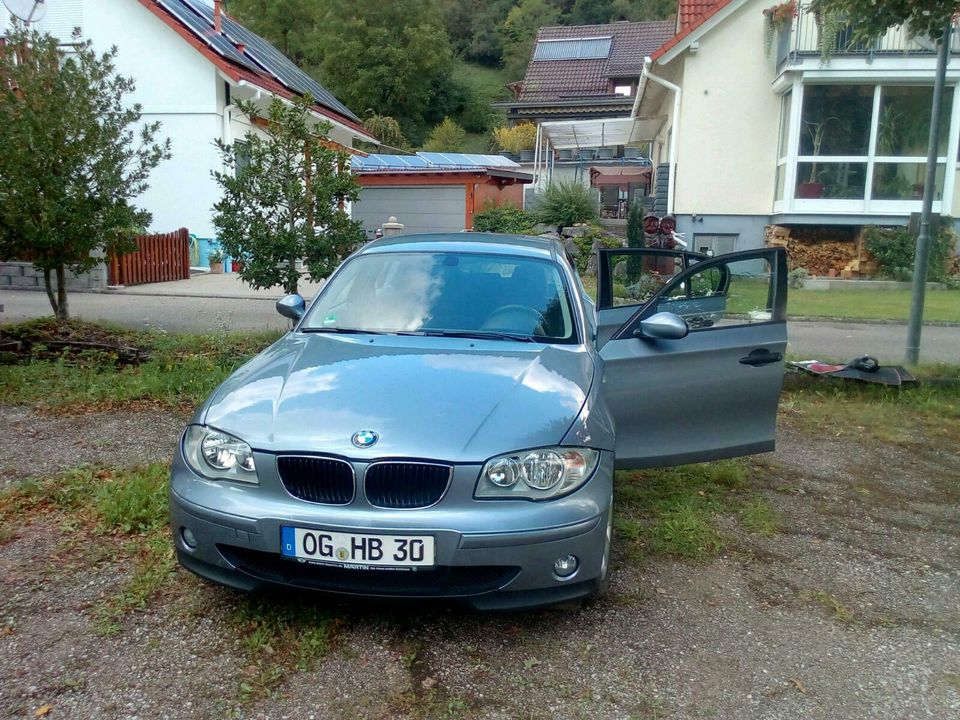 FESTPREIS!!!  Bmw 118i,Bj.2006,46.000 km,1.Hand,Rentnerfahrzeug in Wolfach