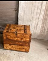Sale Holztruhe Holzkiste Kiste Truhe groß alt aufgearbeitet Dresden - Laubegast Vorschau