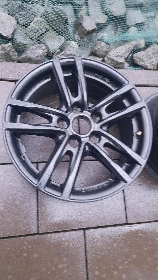 Mini Cooper  Alufelgen 5 × 112 7Jx16H2 ET47 LK 112 Lochkreis. in Lage