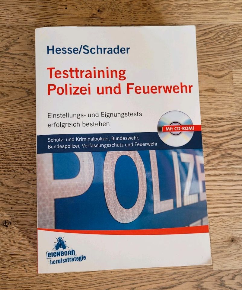 Polizei und Feuerwehr Test. Trainingsbuch in Werneck