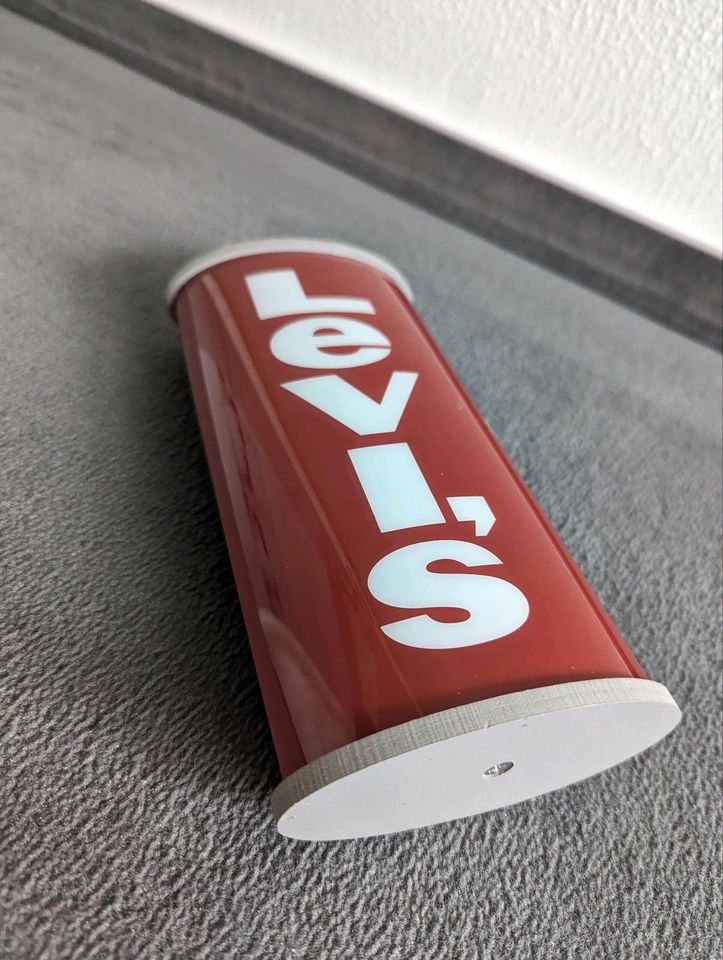 ☝Aufsteller Schild Levi's Werbung rot weiß 21 cm hoch☝ in Schlangenbad