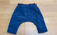 Dunkelblaue Cordhose Feincord Kord H&M Gr.62 Dresden - Bühlau/Weißer Hirsch Vorschau