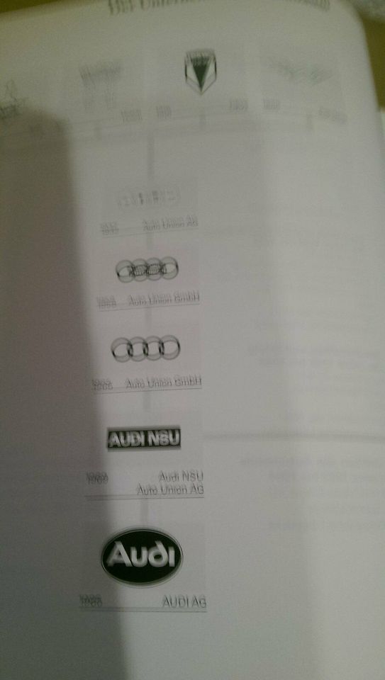 Buch neu die Geschichte Rad der Zeit Audi Horch in Massenbachhausen