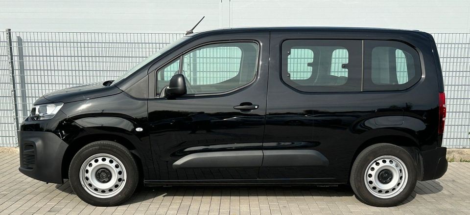 Citroën Berlingo PureTech 110 EURO 6, KLIMA, AHK, PDC, in Stutensee