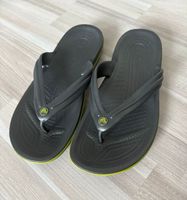 Crocs Badelatschen Flipflops Gr. 45 Gr. 10 Berlin - Köpenick Vorschau