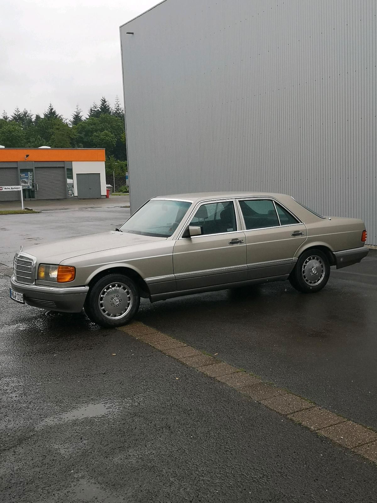 Abbildung des Autos Mercedes 260 SE-TÜV neu,…