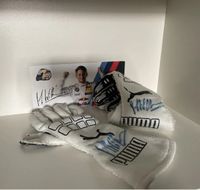 handsignierte Tourenwagen Handschuhe von Marco Wittmann Hessen - Bad Camberg Vorschau