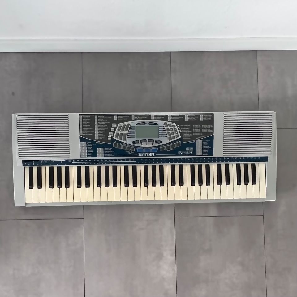 Keyboard BONTEMPI inkl. Netzteil in Schloß Holte-Stukenbrock