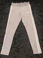 Adidas Leggings Tight Fit, Größe M, hellgrau, neu, ungetragen Rheinland-Pfalz - Birkenfeld Vorschau
