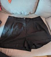 Asos Design curve Chinoshort schwarz München - Sendling Vorschau