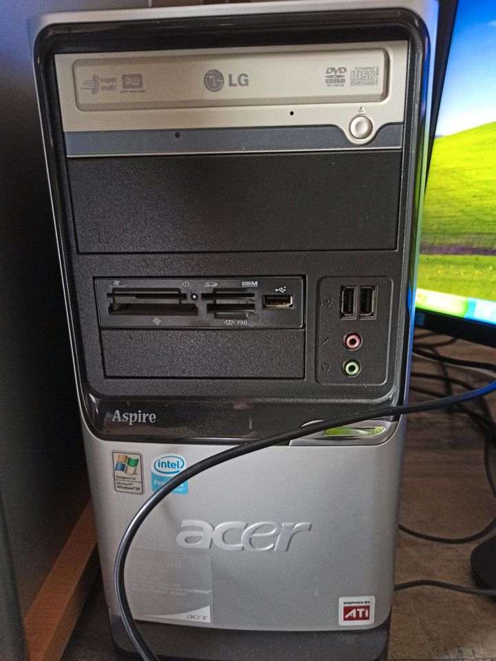 PC acer, Aspire T660 mit Windows XP, Monitor, Tastatur und Maus in Übach-Palenberg