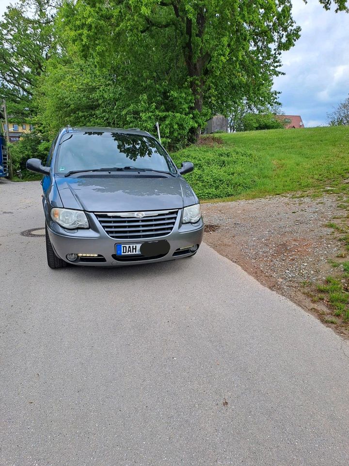 Chrysler Voyager CRD 2.8 in Dachau