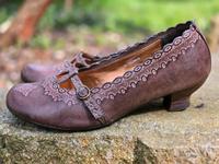 Marco Tozzi,zauberhafte Pumps,geprägte Blüten,Antik-Finish Sachsen - Görlitz Vorschau