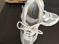 Steve Madden Hessen - Wiesbaden Vorschau