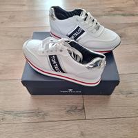 Neue Sneaker von Tom Tailor, Gr. 39 mit Etikett und OVP Sachsen - Meißen Vorschau