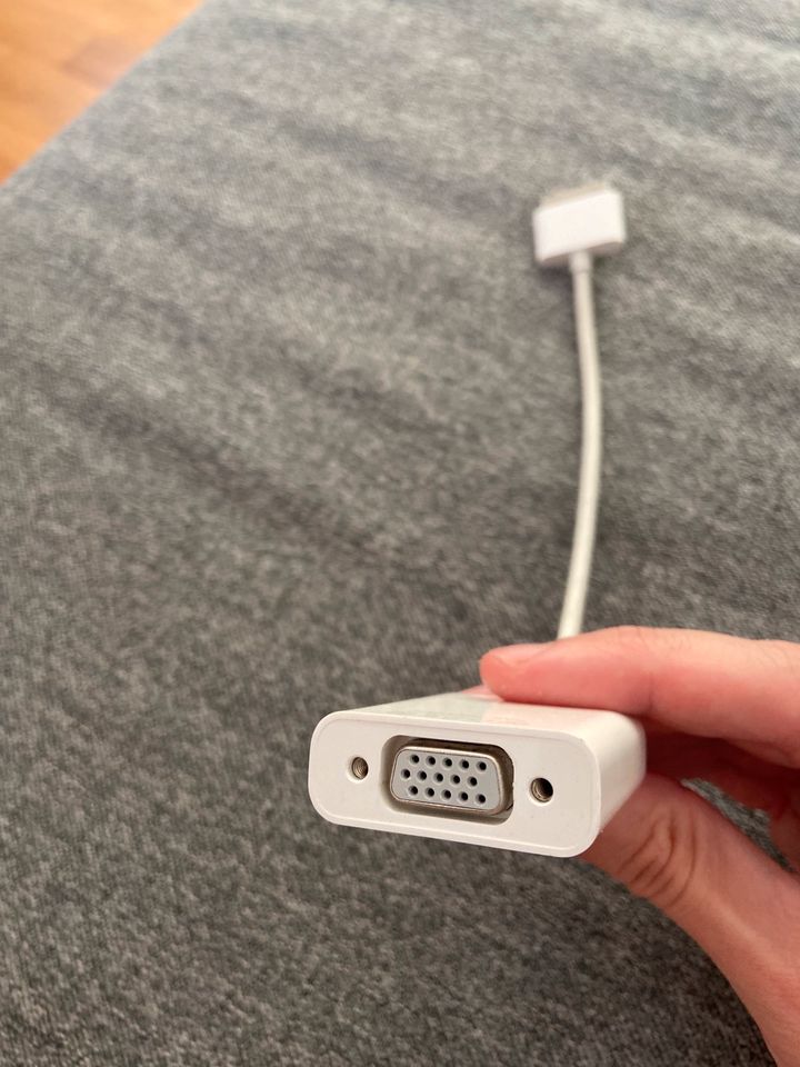 Apple Adapter Original HDMI auf 30 PIN in Saarbrücken