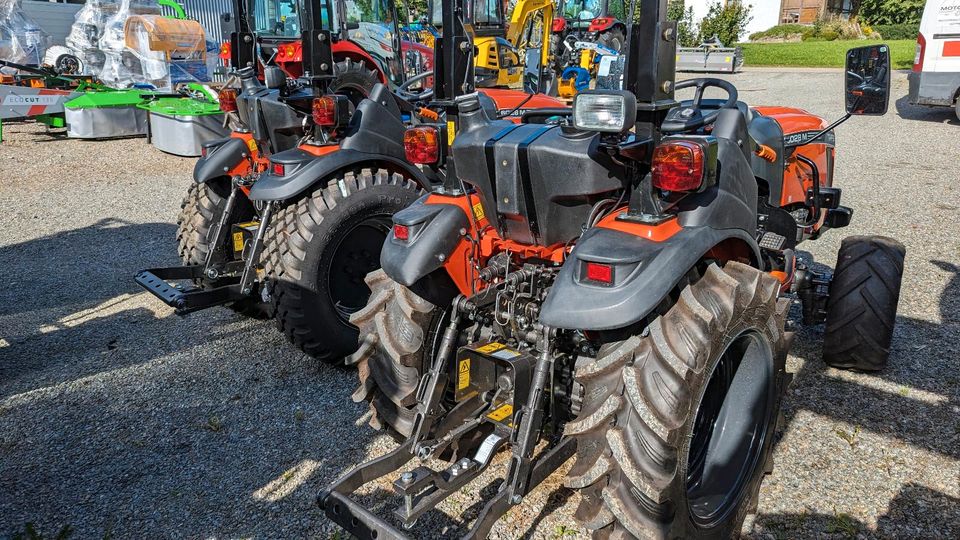 TAFE Allrad Traktor 25 PS kein ISEKI, Kubota, Solis, Branson in Tännesberg