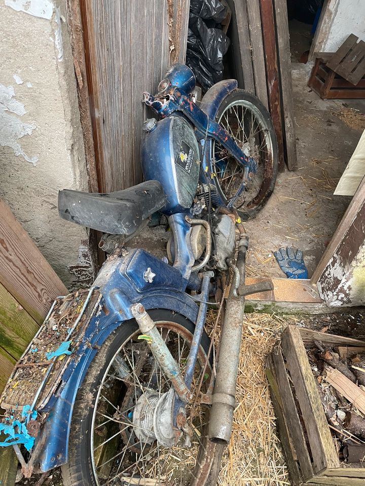 Zündapp Mofa Moped Scheunenfund in Bruchsal