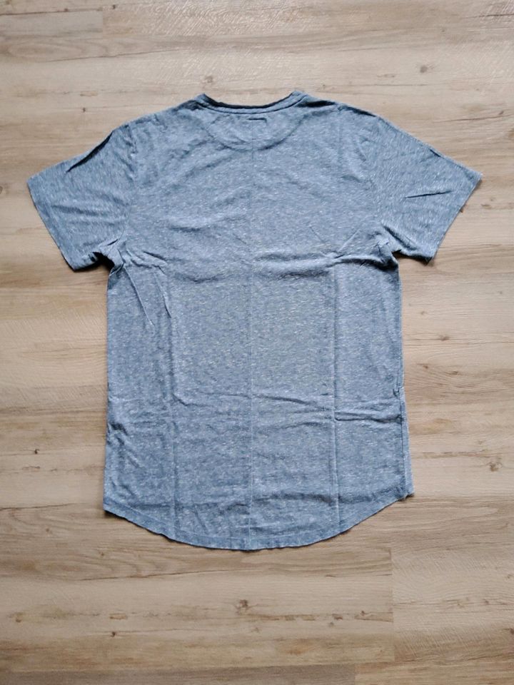 Verkaufe Originales REBEL Shirt in Werneuchen