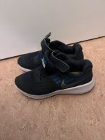 Nike Kinder Sneaker Gr. 32 Brandenburg - Bernau Vorschau