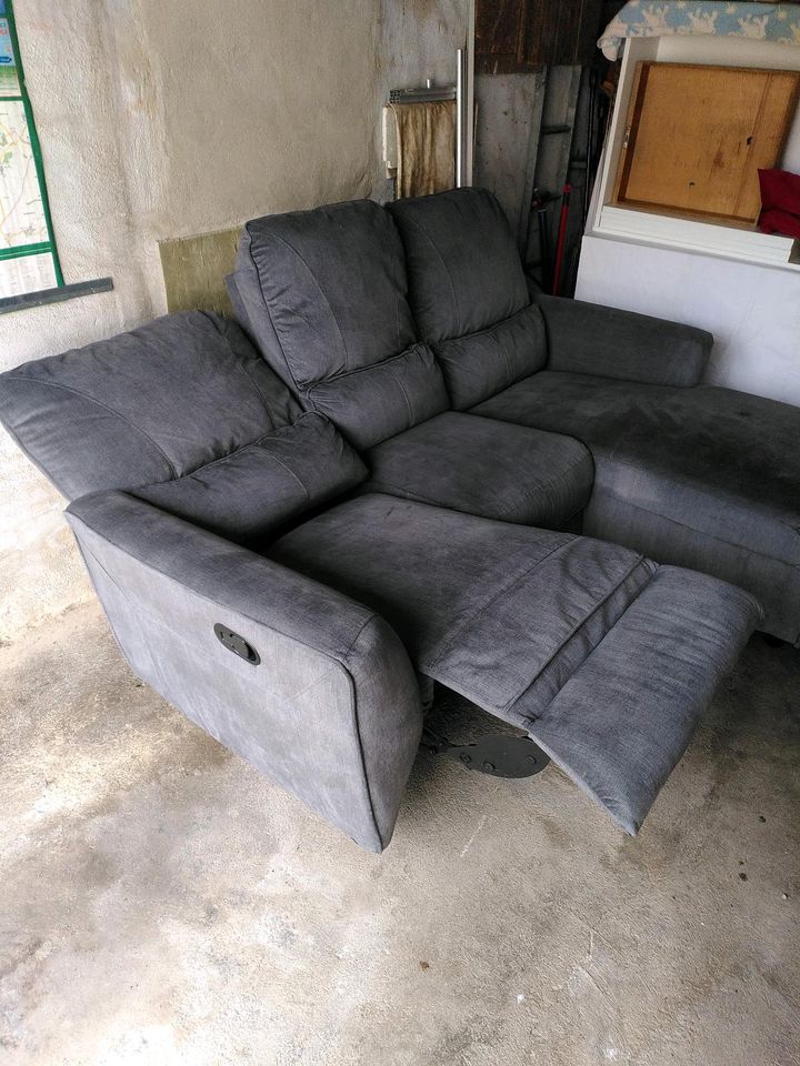 Couch L Form, grau, mit Sessel Funktion in Zeitz