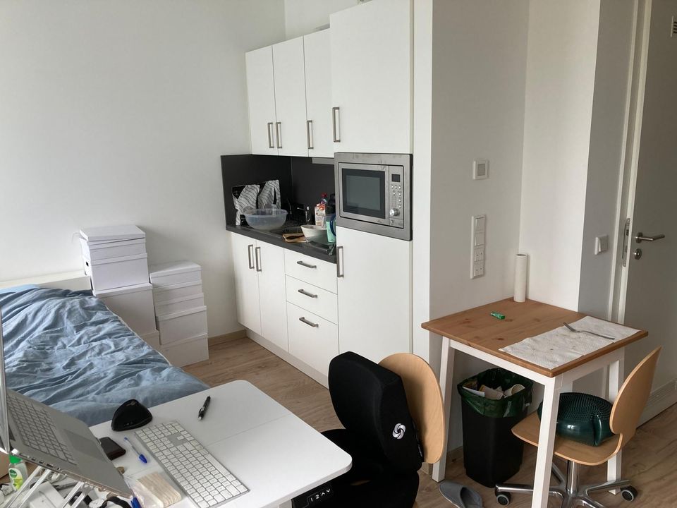 May sublet: Sunny Studio in Wedding in Berlin