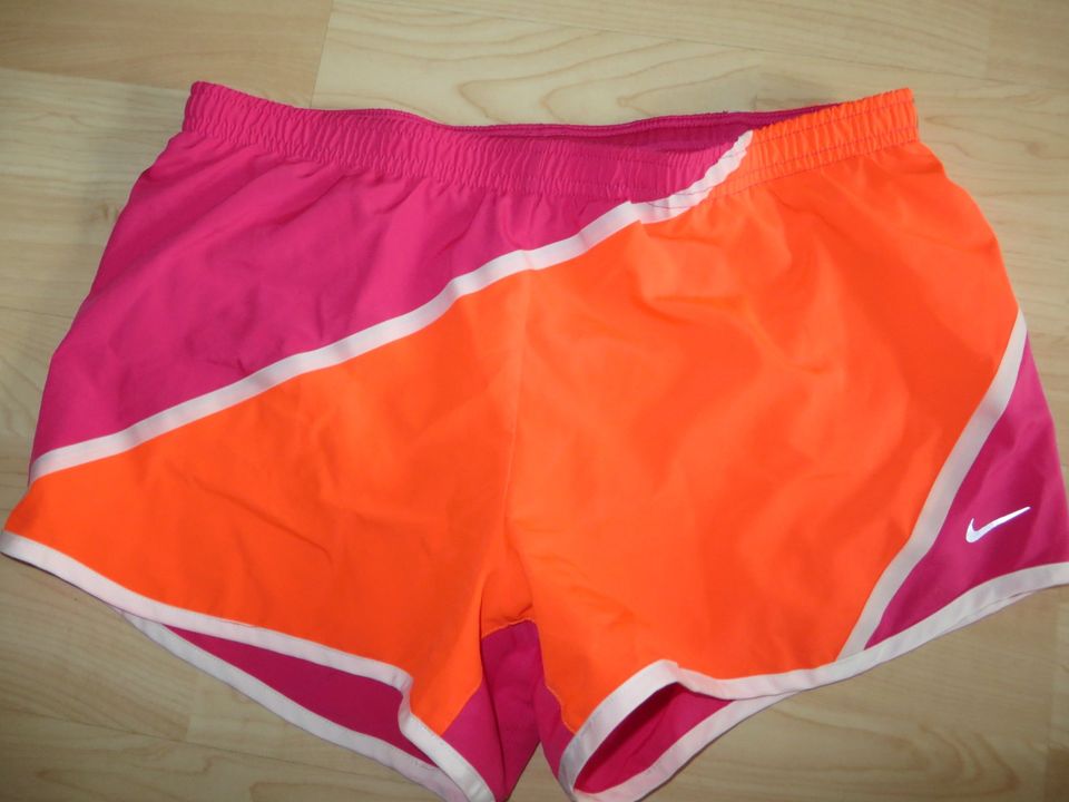 Nike Shorts Sporthose kurz pink orange s Dri fit in München -  Trudering-Riem | eBay Kleinanzeigen ist jetzt Kleinanzeigen