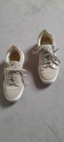 Sneaker  beige Hessen - Butzbach Vorschau
