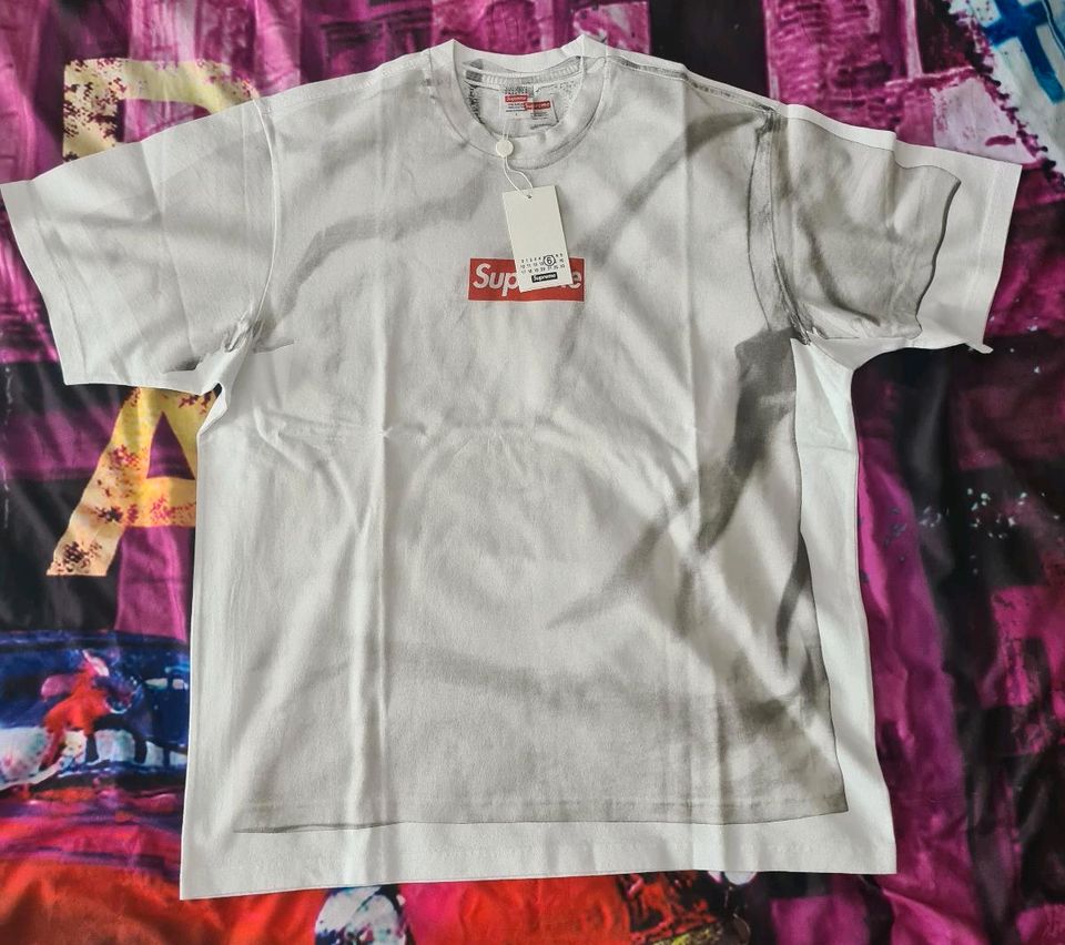 Supreme X MM6 Maison Margiela Tee T-Shirt Gr. L Weiß Box Logo in Ulm