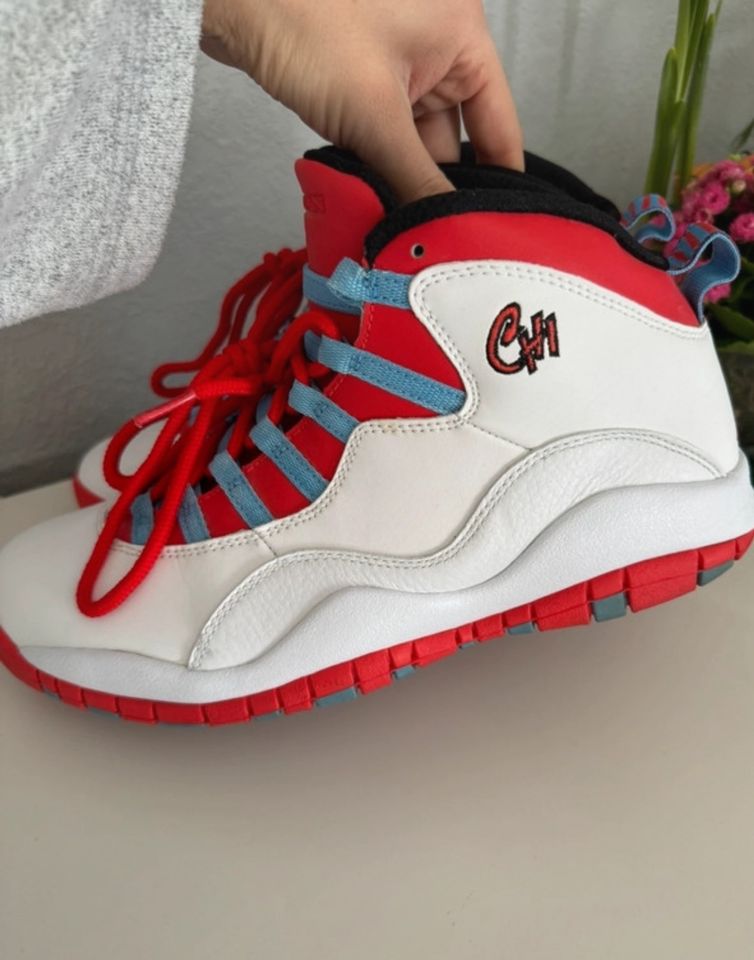 Jordan 10 Retro Chicago Flag in Ulm