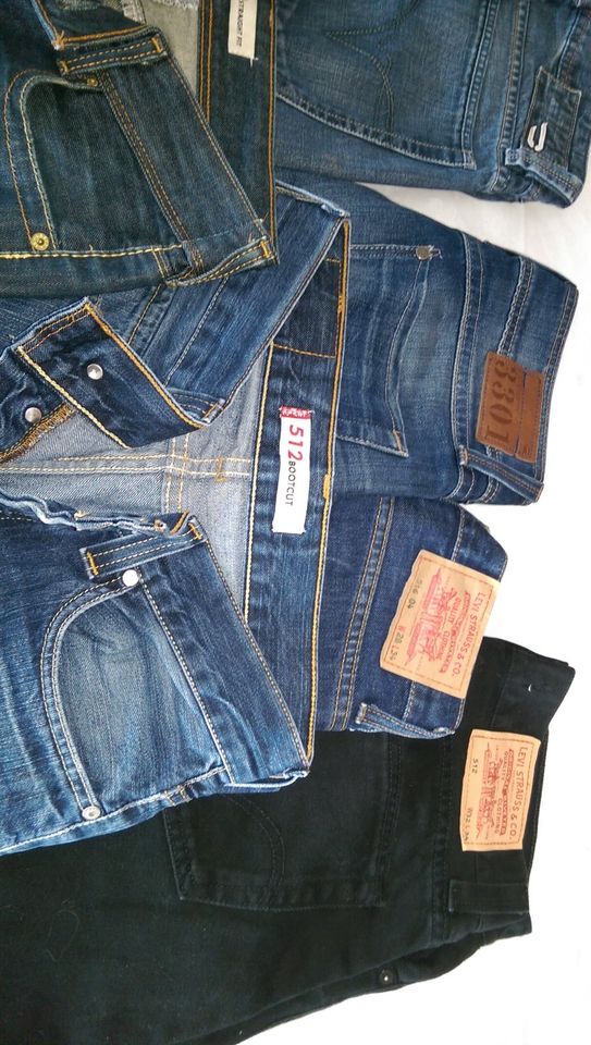 Posten Secondhand Jeans Levi's Vintage Y2K in Hessisch Oldendorf