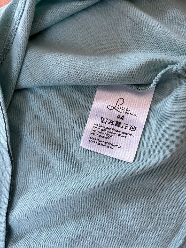 T-Shirt Linia Größe 42/44 in Harsefeld