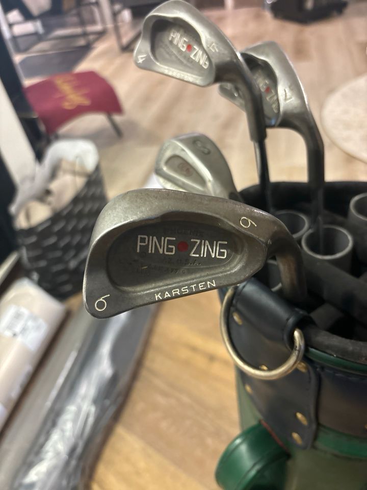 Golfschläger Pink Zing mit Vintage Golftasche in Hamburg