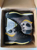 Rossignol High Trek Outdoor Wanderschuhe Größe 44 Neu Hessen - Steffenberg Vorschau