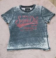 T-Shirt von* Superdry* grau, rot, boxy, gr 38 Nordrhein-Westfalen - Menden Vorschau