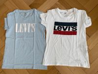 2 T-Shirts von Levi’s in Gr XS und XXS Thüringen - Erfurt Vorschau