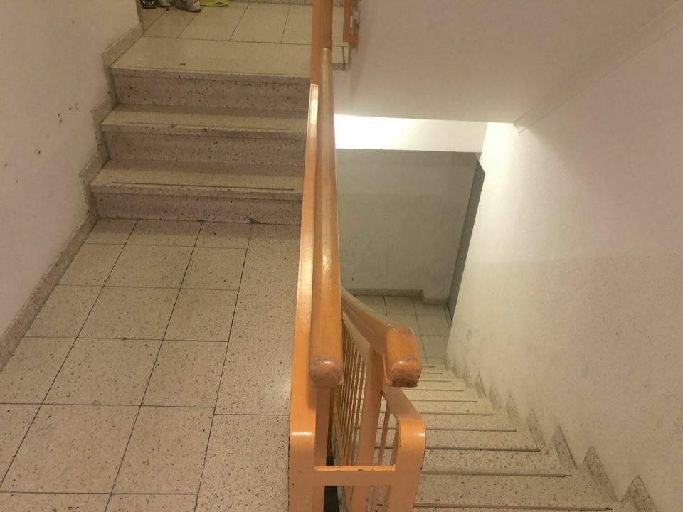 FÜR ANLEGER - vermietete Wohnung mit Balkon und Stellplatz in ruhiger Lage in Leipzig