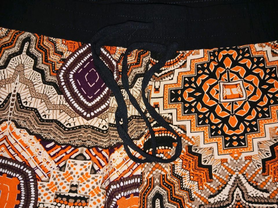 Damen Sommer Hose  - Braun / Orange - Gr. 54 in Angermünde