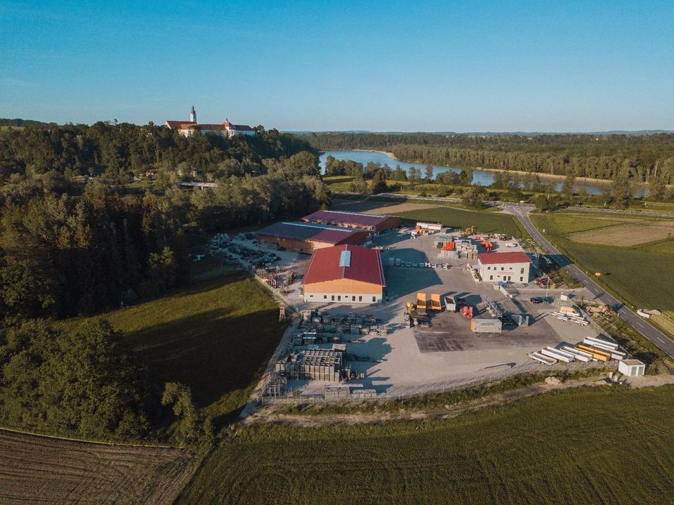 Minibagger Bagger Kettenbagger Vermietung Verleih Miete -Woche- in Ramerberg