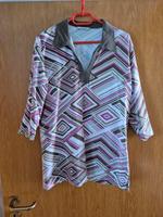 Shirt mit Kragen und V-Ausschnitt, 3/4 Arm Hessen - Allendorf Vorschau