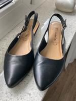 Tamaris Slingpumps Leder schwarz 39 Niedersachsen - Sande Vorschau