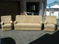 SOFA (3 SITZER) + 2 SESSEL ALT 2,00m x 0,90m Hessen - Ranstadt Vorschau