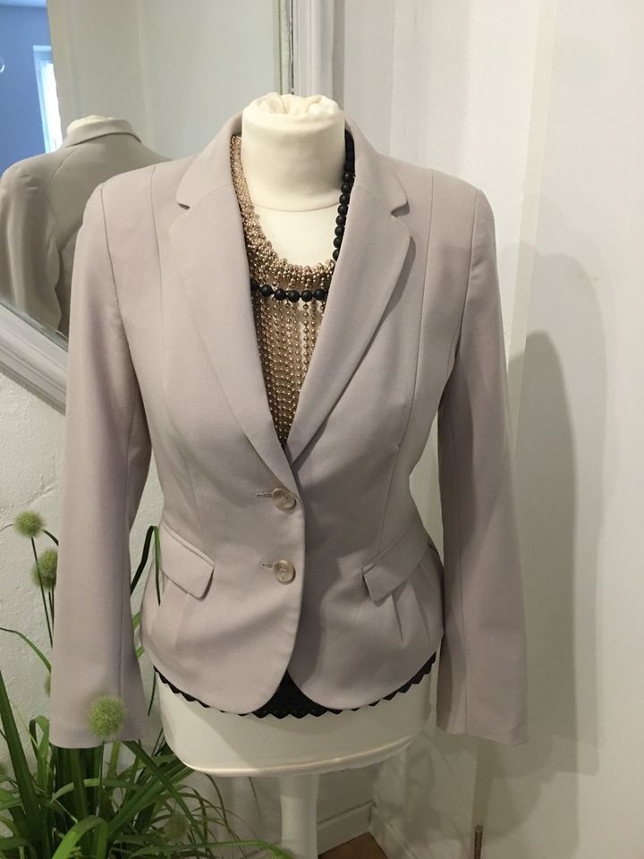 H&M Blazer Jacke creme Beige Gr. 38 (S/M) in Leibertingen