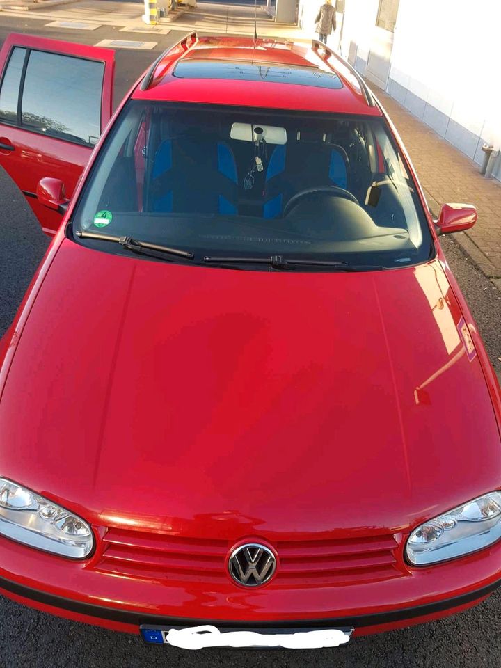 Volkswagen Golf 1.4 Benzin NEU TÜV!! in Neuss