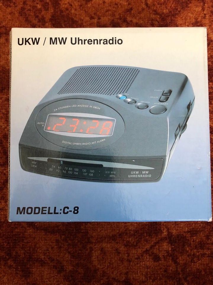 UKW/MW Uhrenradio neu in Göttingen