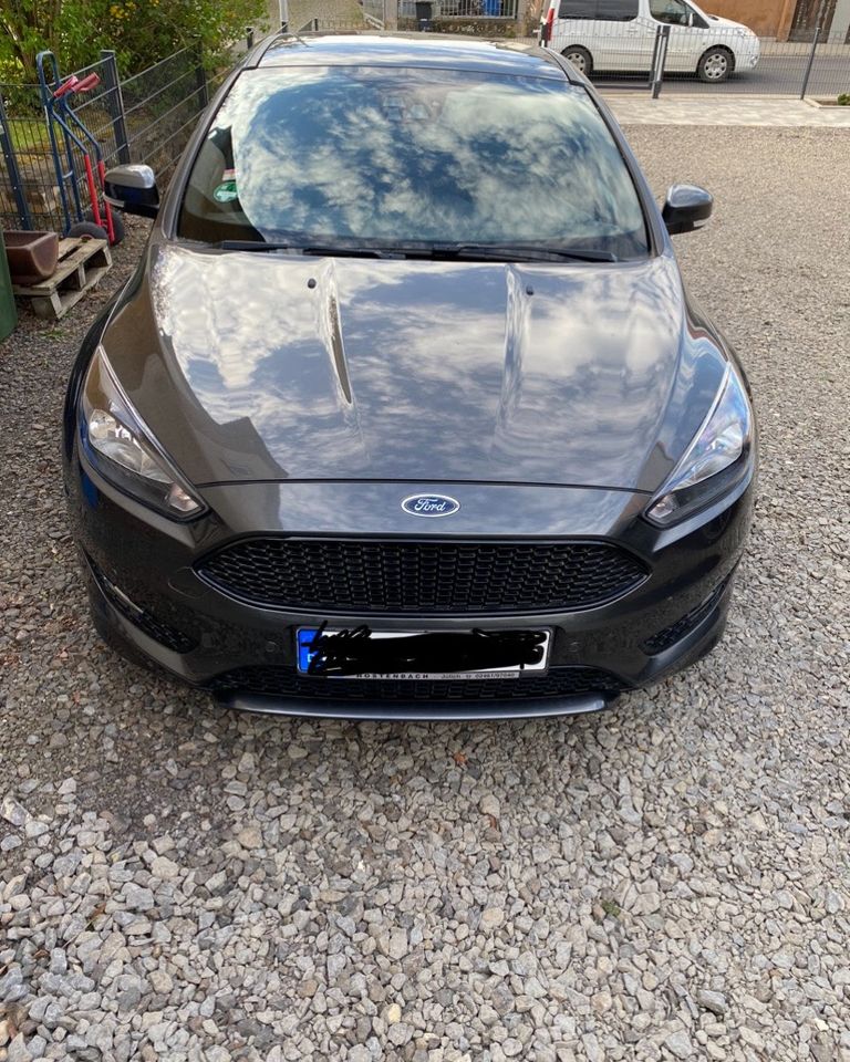 Ford Focus ST line MK3 125ps in Rabenau