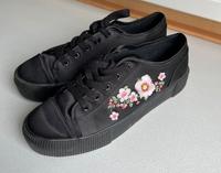 Sneaker Blumen Größe 41 H&M Nordrhein-Westfalen - Anröchte Vorschau